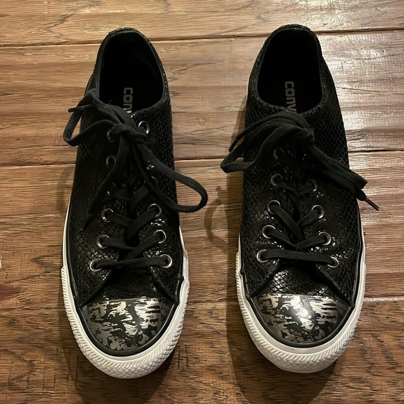 Converse Chuck Taylor Size 8 All Star Metallic Low Top Sneakers - Picture 1 of 7